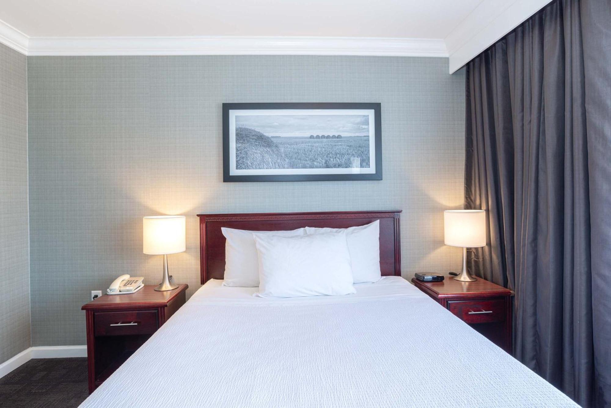 Sandman Hotel Red Deer Exterior foto
