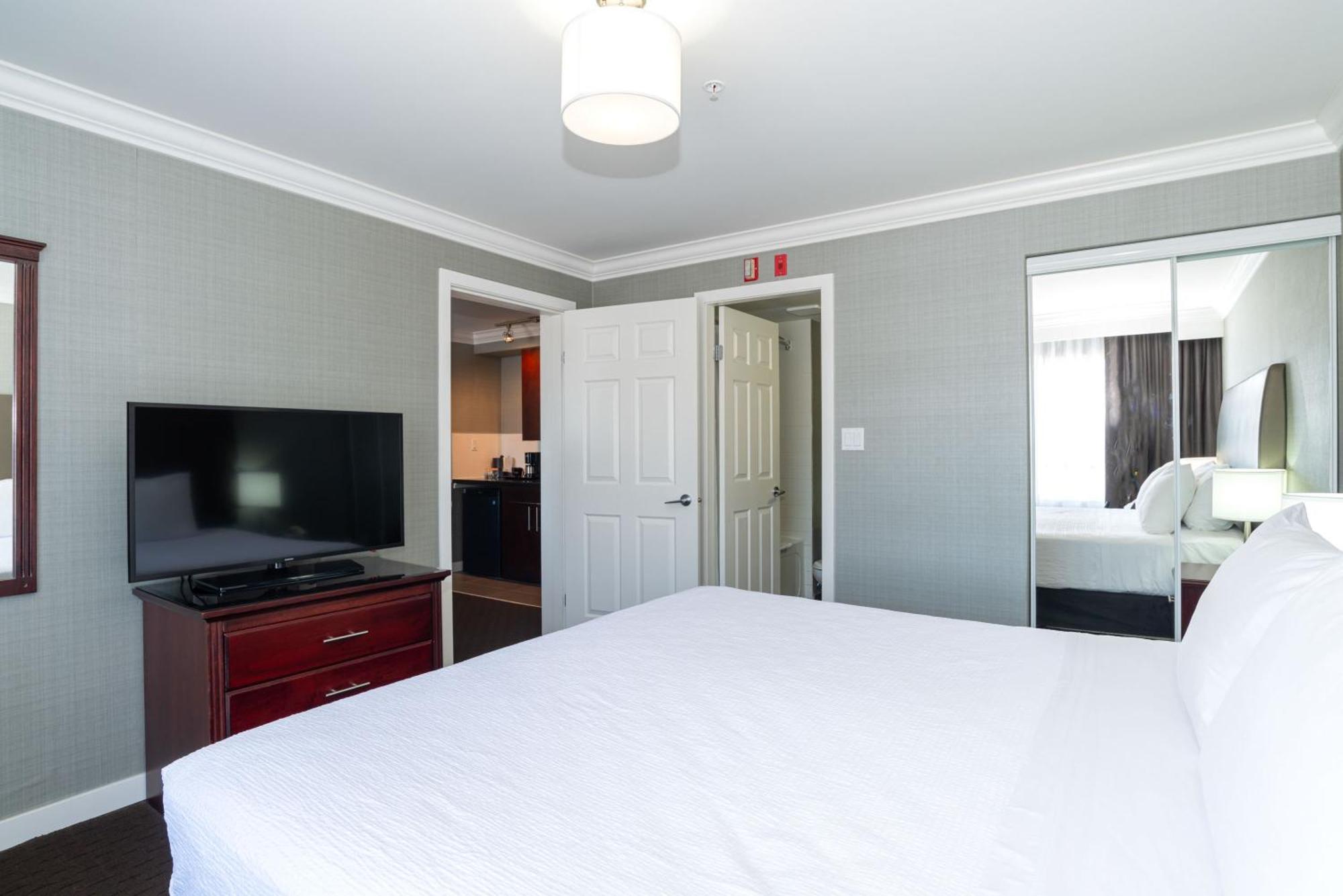 Sandman Hotel Red Deer Exterior foto